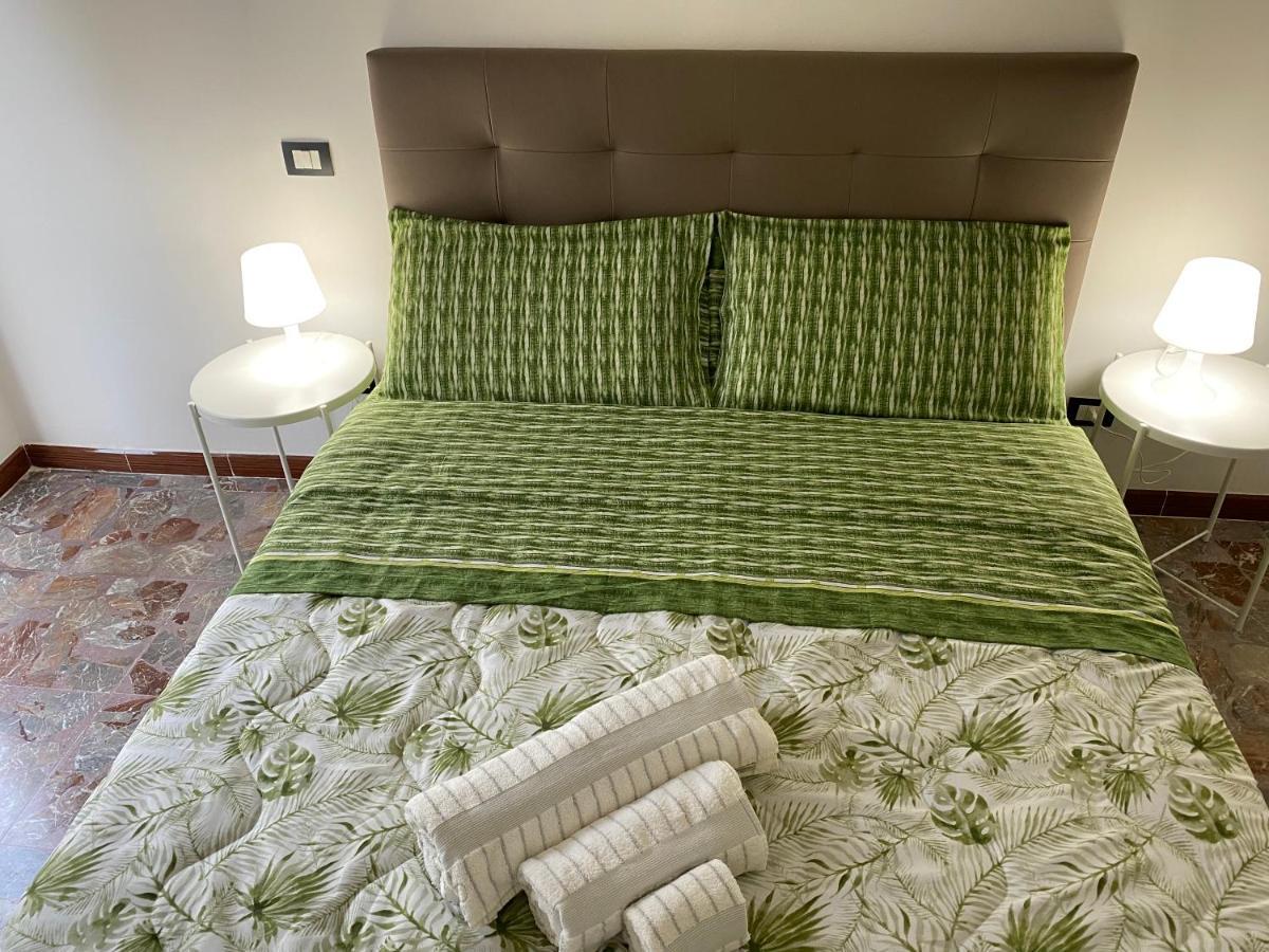 Bonita Cora Hotel Pachino Kültér fotó